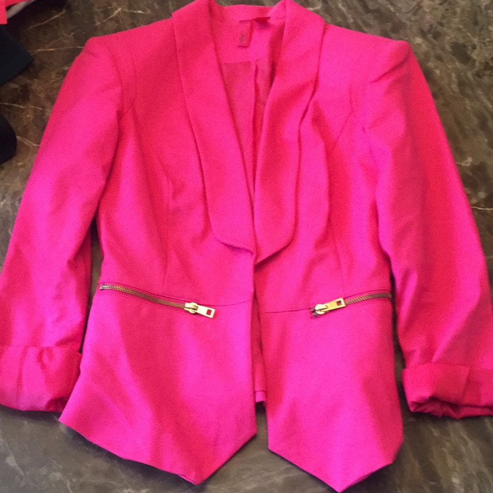 Pink blazer | Forever 21